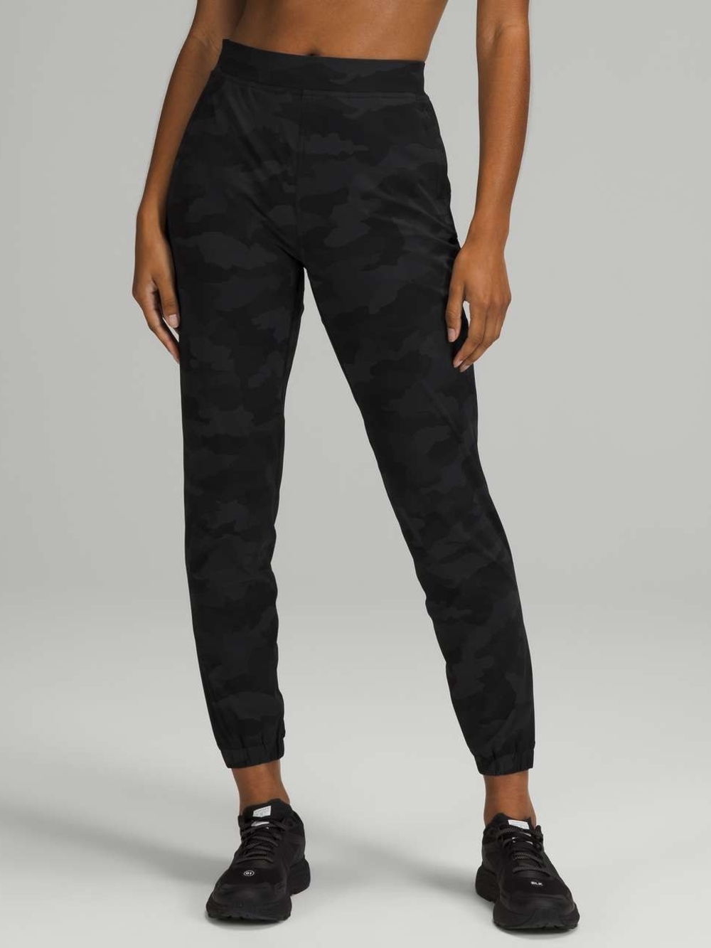 lululemon athletica Adapted State High Rise Jogger Pants Size 4